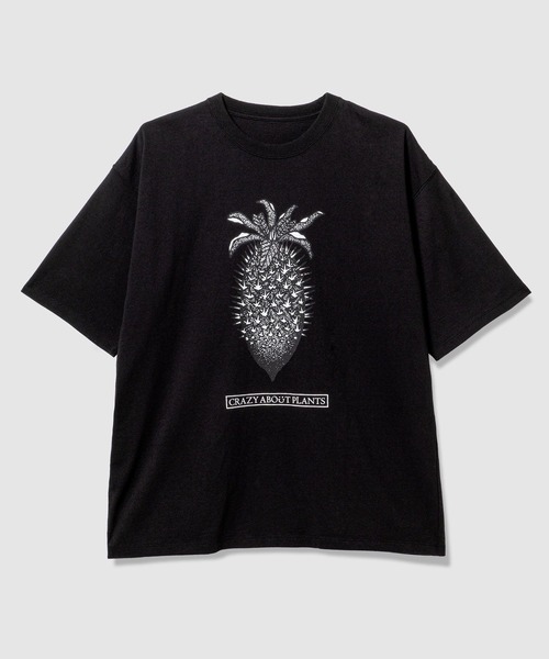 AMERICAN RAG CIE(アメリカンラグシー)の「【AMERICAN RAG CIE×BANANA YAMAMOTO】Pineapple Tシャツ(ユニセックス)(Tシャツ/カットソー・メンズ・ブラック/ホワイト・MEDIUM/LARGE)」の2枚目の写真