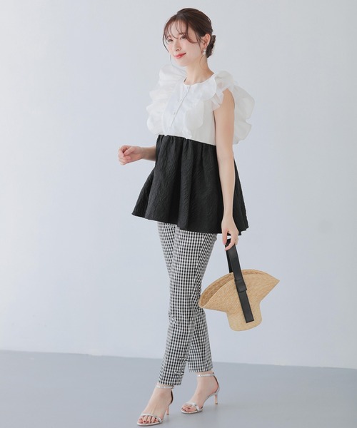 Fit more(フィットモア)の「チュールフリルジャガードドッキングトップス(その他トップス・レディース・ブルー/ベビーピンク/ブラック・FREE)」の5枚目の写真
