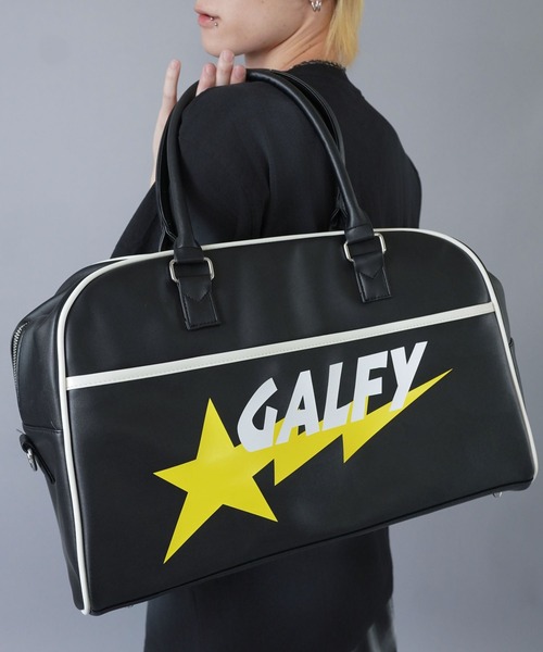 GALFY（ガルフィー）の「【GALFY/ガルフィー】通学・旅行もOK！大容量2WAYボストンバッグ/耐久マット素材/スクバ（ボストンバッグ・メンズ・ピンク/ブラック・ONESIZE）」の11枚目の写真