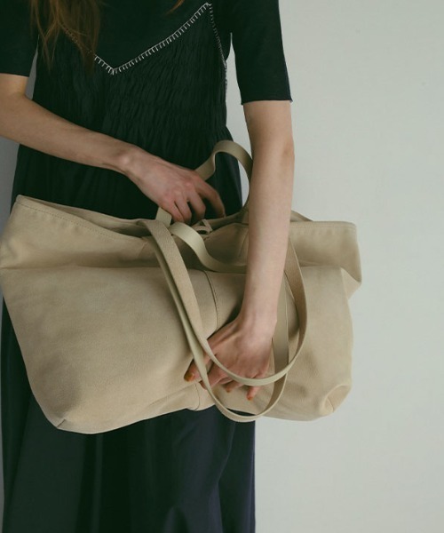 ETRE TOKYO（エトレトウキョウ）の「【再入荷！】スウェードビッグ