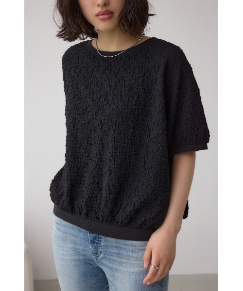 AZUL by moussy(アズールバイマウジー)の「カットジャカードトップス(Tシャツ/カットソー・レディース・アイボリー/ブラック/ライトピンク・FREE)」の2枚目の写真