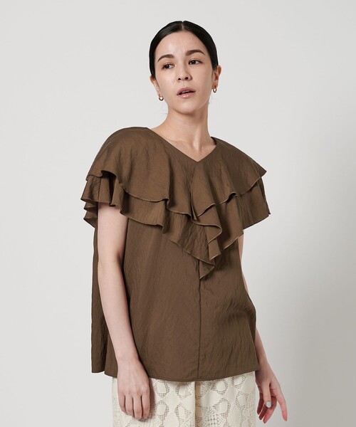 BEAUTY&YOUTH UNITED ARROWS(ビューティーアンドユースユナイテッドアローズ)の「レイヤーフリル ブラウス-ウォッシャブル-(シャツ/ブラウス・レディース・モカ/ブラック・FREE)」の7枚目の写真