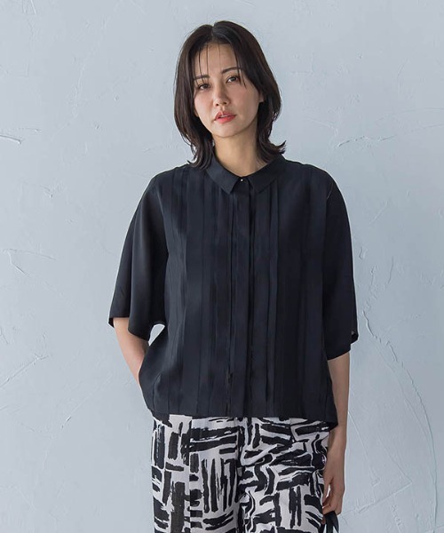 LAUTREAMONT（ロートレアモン）の「ピンタックレースブラウス≪手洗い可能≫（シャツ/ブラウス・レディース・イエロー/オレンジ/グリーン系その他/ホワイト/グリーン/ブルー/ブラック・9号）」の2枚目の写真