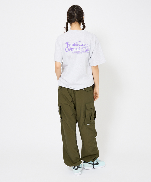 ABAHOUSE（アバハウス）の「【FRUIT OF THE LOOM/フルーツ オブ ザ ルーム】Embroidery /Print　T-Shirt /ワンポイント/刺繍 /半袖Tシャツ/ 81213400/8121350/（Tシャツ/カットソー・メンズ・ブラック系その他/ホワイト系その他/ブラック系その他2/ホワイト系その他2/グレー系その他/グレー系その他2・M/XL/L）」の21枚目の写真