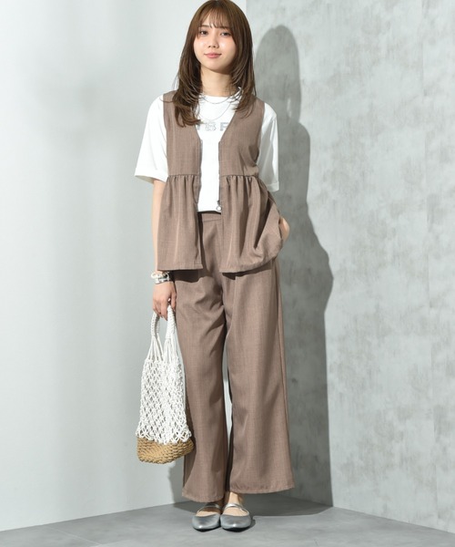 INTERPLANET(インタープラネット)の「麻調合繊ジレ+ワイドパンツSET(ベスト・レディース・ブラック/グレー/モカ・FREE)」の17枚目の写真