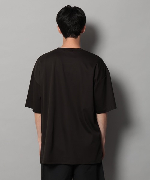 BAYFLOW(ベイフロー)の「【上品な素材感】シルケットスリット半袖Tシャツ(Tシャツ/カットソー・メンズ・シルバーグレー/オフホワイト/ブラック/カーキ・MEDIUM/LARGE)」の19枚目の写真