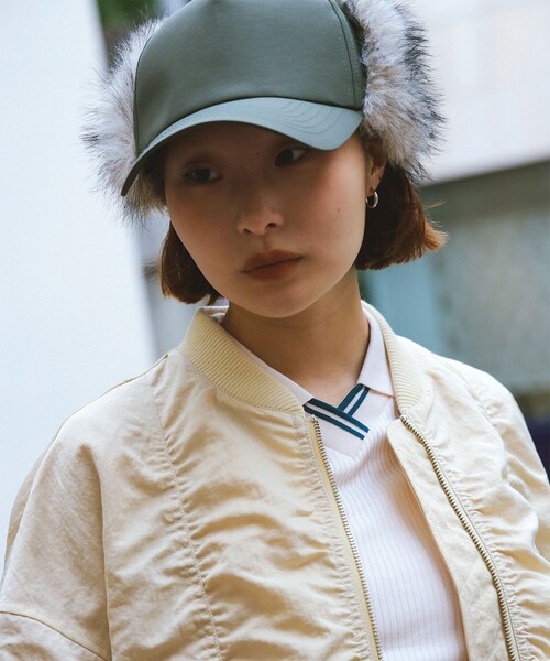 Ray BEAMS（レイビームス）の「ボリューム ファー キャップ（キャップ・レディース・グリーン系その他3/ブラック・ONE SIZE）」の5枚目の写真