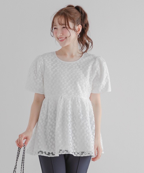 fitmore ☆新品タグつき☆ レース襟ペプラムスウェット　ホワイト saayaコラボ！スカラップ襟ペプラムブラウス【宅配便】 | Fit more