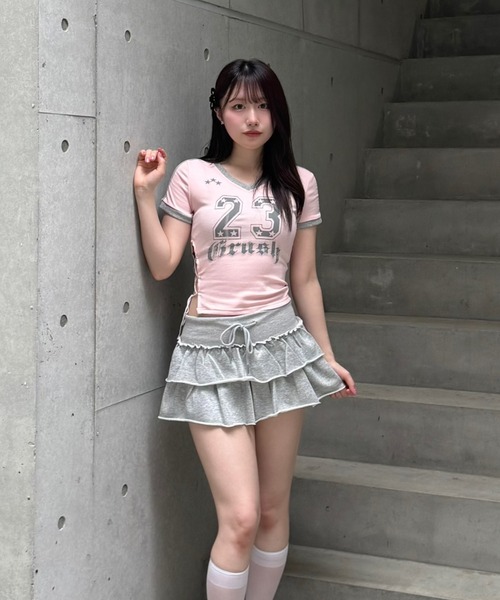 Lae(レイ)の「VネックナンバリングTシャツ(Tシャツ/カットソー・レディース・ピンク・SMALL/MEDIUM/LARGE)」の6枚目の写真