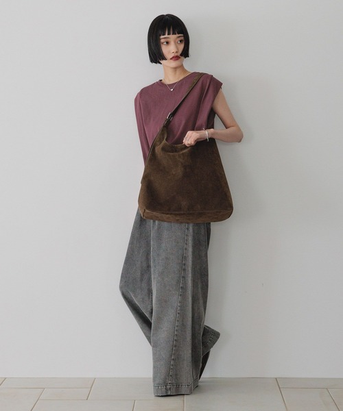 LOWRYS FARM（ローリーズファーム）の「【接触冷感】イージーバギーデニム 583505（デニムパンツ・レディース・ブラック/ライトブルー/ブルー・MEDIUM/LARGE）」の5枚目の写真