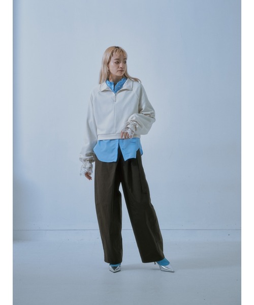 TEVALT（ヴァレット）の「ハーフジップ配色レーストップス（ジャージ・レディース・チャコールグレー/ダークネイビー/アイボリー・38）」の5枚目の写真