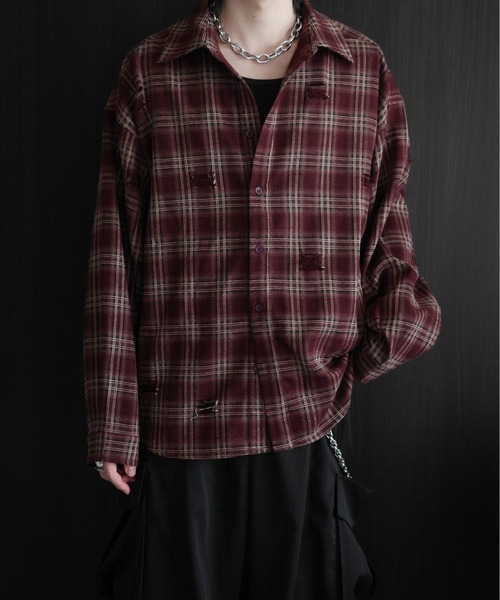 KUUUPY（クーピー）の「Distressed Ombre Check Shirt - ダメージオンブレチェックシャツ（シャツ/ブラウス・メンズ・ブラック/レッド/ネイビー・LARGE/MEDIUM/SMALL）」の11枚目の写真
