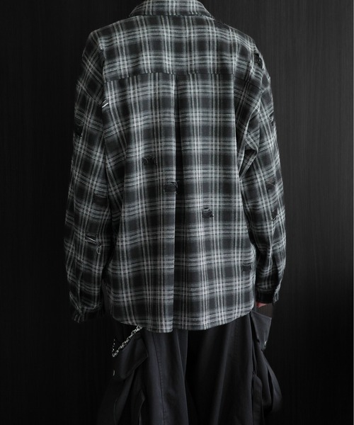 KUUUPY（クーピー）の「Distressed Ombre Check Shirt - ダメージオンブレチェックシャツ（シャツ/ブラウス・メンズ・ブラック/レッド/ネイビー・LARGE/MEDIUM/SMALL）」の6枚目の写真