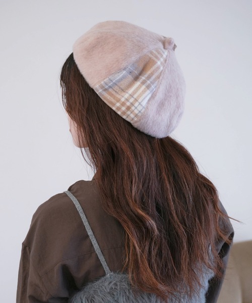 Ruben(ルーベン)の「FUR COMBI BERET/ファー コンビベレー帽(ハンチング/ベレー帽・レディース・ブラック/ベージュ/テラコッタ・FREE)」の6枚目の写真