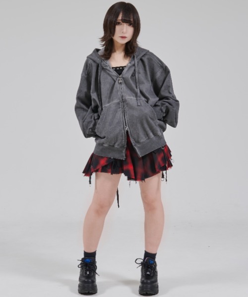 OY（オーワイ）の「『OY/オーワイ』PIGMENT DOLLY HOODIE ZIP UP/ピグメント ドリー ジップアップパーカー（パーカー・レディース・チャコールグレー・L/M）」の14枚目の写真