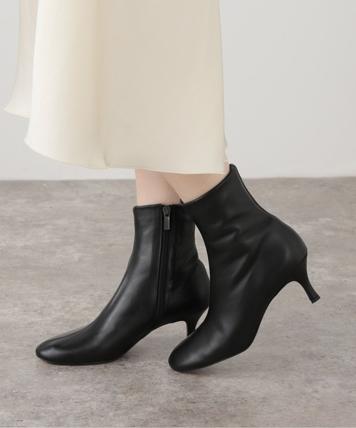 La TOTALITE（ラトータリテ）の「ANNISE./アニス シープスキン ショートブーツ（ブーツ・レディース・ブラック/チャコールグレー・38/37/36）」の20枚目の写真