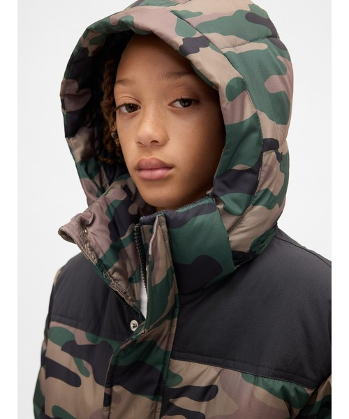 GAP（ギャップ）の「パファージャケット (キッズ)（ダウンジャケット/コート・キッズ・カモフラージュ/ブルー/グレー・160cm/150cm/140cm/130cm/120cm/110cm）」の8枚目の写真