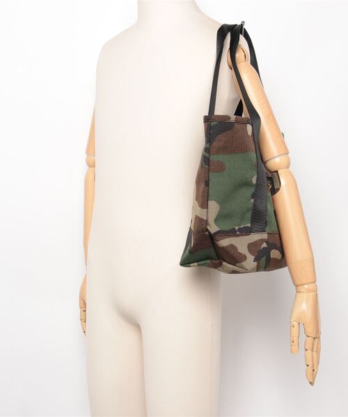 De Martini(ディ マティーニ)の「De Martini TOTE BAG (DM225)(トートバッグ・メンズ・ブラック/チャコールグレー/カモフラージュ・FREE)」の7枚目の写真