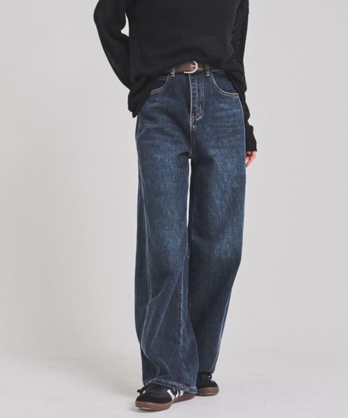 FMiBL(ファミル)の「ベルトSETカーヴィーデニムパンツ(デニムパンツ・レディース・ブラック/インディゴブルー・SMALL/MEDIUM)」の1枚目の写真