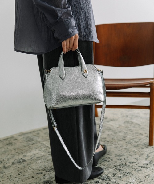 Beau're(ヴュレ)の「BEAURE 2Way Mini トート Bag(ショルダーバッグ・レディース・ブラウン/ベージュ系その他/ブラック/シルバー・FREE)」の4枚目の写真