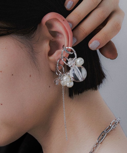 HARE(ハレ)の「パールピアスカフ(HARE)(ピアス(両耳用)・レディース・シルバー・FREE)」の1枚目の写真