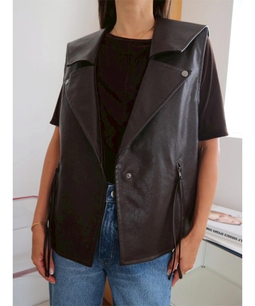 TRUNC（トランクエイティーエイト）の「Sailor Collar Eco Leather Gilet（ベスト・レディース・ブラック/ブラウン・FREE）」の2枚目の写真