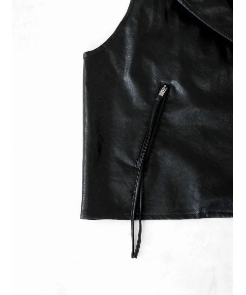 TRUNC（トランクエイティーエイト）の「Sailor Collar Eco Leather Gilet（ベスト・レディース・ブラック/ブラウン・FREE）」の12枚目の写真