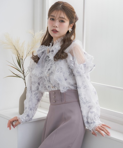 couture BY ROJITA（クチュールバイロジータ）の「肩レーシーフリルブラウス（シャツ/ブラウス・レディース・ブラック/マルチ/ホワイト・FREE）」の5枚目の写真