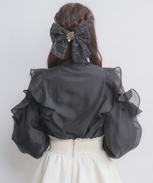 couture BY ROJITA（クチュールバイロジータ）の「肩レーシーフリルブラウス（シャツ/ブラウス・レディース・ブラック/マルチ/ホワイト・FREE）」の20枚目の写真