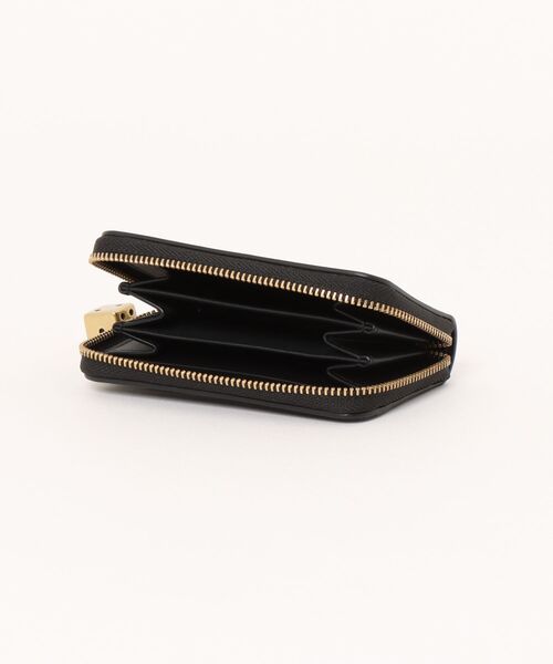 エッセンシャル スモール ジップ アラウンド ウォレット・チャーム