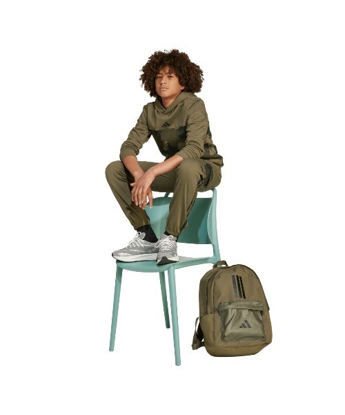 adidas(アディダス)の「アディダス adidas シーズナル エッセンシャルズ カモ フリースパーカー(パーカー・キッズ・オリーブ/ブラック・130cm/140cm/150cm/160cm)」の6枚目の写真