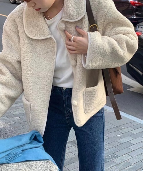 FREE STYLISTS（フリー スタイリスト）の「YUGA_YGMC Double-sided boa short coat（その他アウター・レディース・ブラウン/オフホワイト・M/S）」の4枚目の写真