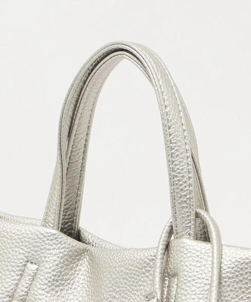 A DAY IN THE LIFE UNITED ARROWS(アデイインザライフユナイテッドアローズ)の「レザーライク 2WAY ミニトート <A DAY IN THE LIFE>(トートバッグ・レディース・ブラック/その他2/コバルトブルー・FREE)」の15枚目の写真