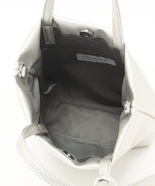 レザーライク 2WAY ミニトート ＜A DAY IN THE LIFE＞（トートバッグ