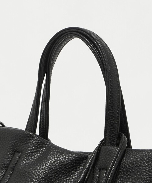 A DAY IN THE LIFE UNITED ARROWS(アデイインザライフユナイテッドアローズ)の「レザーライク 2WAY ミニトート <A DAY IN THE LIFE>(トートバッグ・レディース・ブラック/その他2/コバルトブルー・FREE)」の5枚目の写真