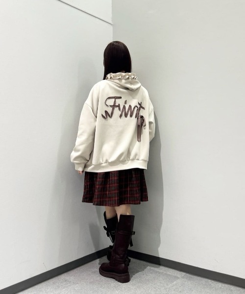 F i.n.t（フィント）の「バックリボンロゴZIPパーカー/fint フィント（パーカー・レディース・レッド/ライトベージュ・FREE）」の18枚目の写真