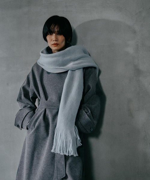 LEPSIM（レプシィム）の「ラッセル無地ストール　579601（ストール/ショール・レディース・チャコールグレー/ライトブルー/ピンク・ONE SIZE）」の6枚目の写真