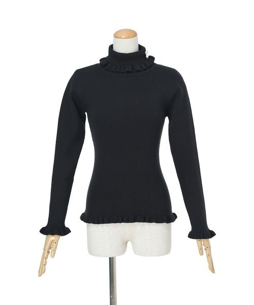 F i.n.t(フィント)の「釦付きフリルリブタートル(ニット/セーター・レディース・ブラック/オフホワイト/チェリーレッド/グリーン・FREE)」の10枚目の写真