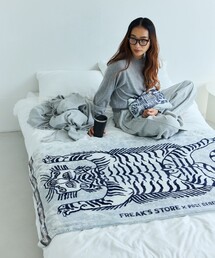 POST GENERAL(ポストジェネラル)のPOST GENERAL × FREAK’S STORE/ポストジェネラル × フリークスストア 別注 FLANNEL FLEECE BLANKET フランネル フリースブランケット(ブランケット)