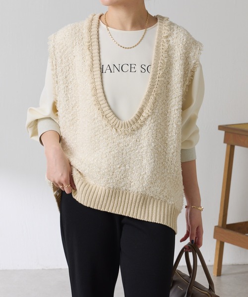 COLLAGE GALLARDAGALANTE（コラージュガリャルダガランテ）の「ツイードライクニットベスト/セットアップ可（ベスト・レディース・ベージュ/ブルー・FREE）」の4枚目の写真