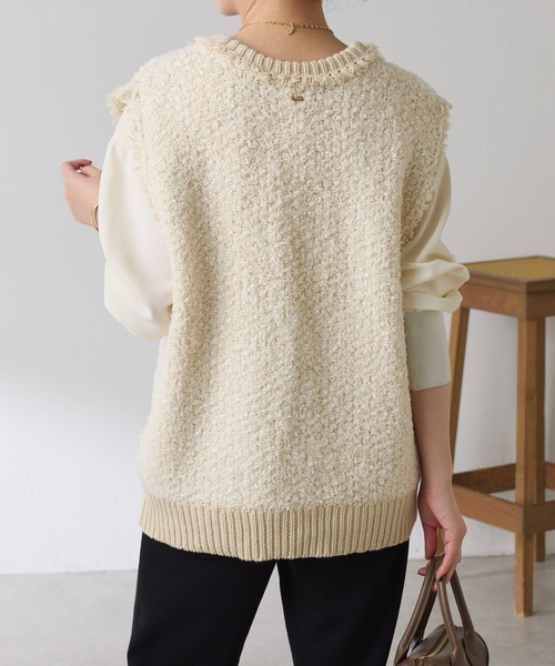 COLLAGE GALLARDAGALANTE（コラージュガリャルダガランテ）の「ツイードライクニットベスト/セットアップ可（ベスト・レディース・ベージュ/ブルー・FREE）」の6枚目の写真