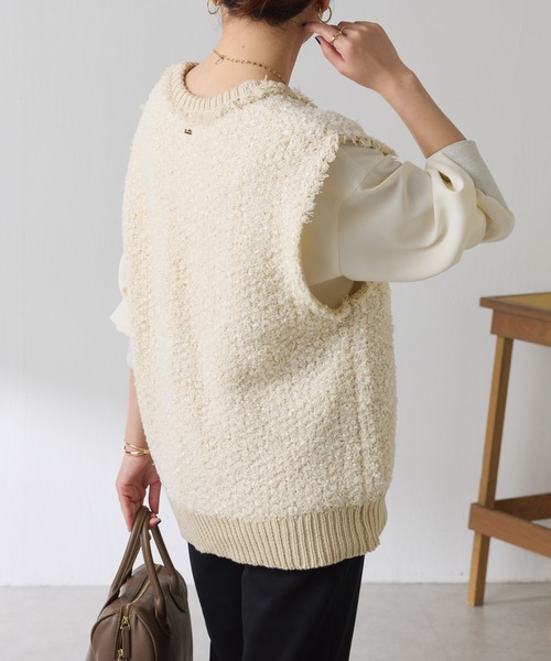 COLLAGE GALLARDAGALANTE（コラージュガリャルダガランテ）の「ツイードライクニットベスト/セットアップ可（ベスト・レディース・ベージュ/ブルー・FREE）」の7枚目の写真