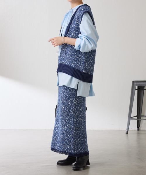 COLLAGE GALLARDAGALANTE（コラージュガリャルダガランテ）の「ツイードライクニットベスト/セットアップ可（ベスト・レディース・ベージュ/ブルー・FREE）」の16枚目の写真