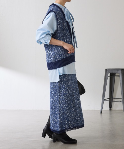 COLLAGE GALLARDAGALANTE（コラージュガリャルダガランテ）の「ツイードライクニットベスト/セットアップ可（ベスト・レディース・ベージュ/ブルー・FREE）」の18枚目の写真