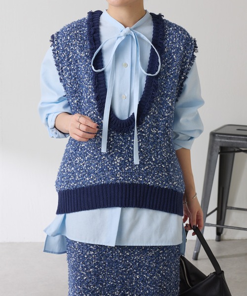 COLLAGE GALLARDAGALANTE（コラージュガリャルダガランテ）の「ツイードライクニットベスト/セットアップ可（ベスト・レディース・ベージュ/ブルー・FREE）」の12枚目の写真