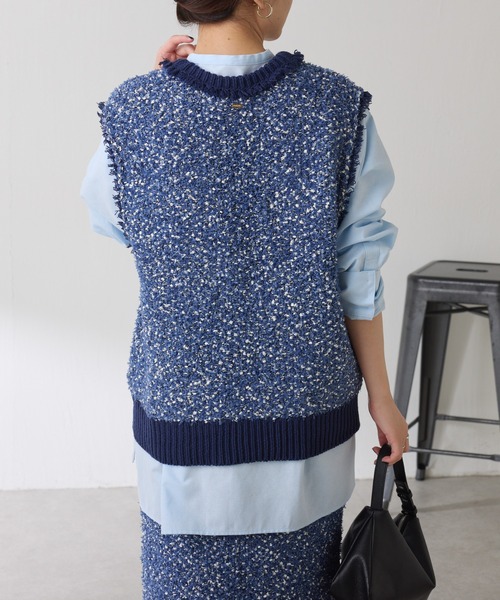COLLAGE GALLARDAGALANTE（コラージュガリャルダガランテ）の「ツイードライクニットベスト/セットアップ可（ベスト・レディース・ベージュ/ブルー・FREE）」の14枚目の写真