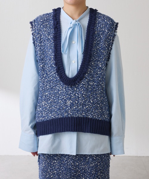 COLLAGE GALLARDAGALANTE（コラージュガリャルダガランテ）の「ツイードライクニットベスト/セットアップ可（ベスト・レディース・ベージュ/ブルー・FREE）」の21枚目の写真