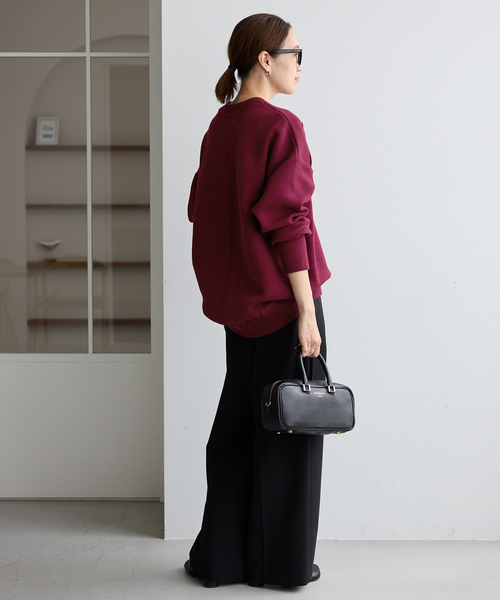 SLOBE IENA（スローブイエナ）の「《WEB限定/追加2》オーバーサイズ スウェットライクニット（ニット/セーター・レディース・ボルドー/チャコールグレー/ベージュ/ブルー/アイボリー・FREE）」の7枚目の写真