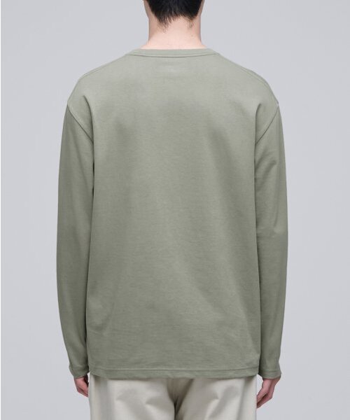 MUSINSA STANDARD（ムシンサスタンダード）の「ベーシック長袖Tシャツ [ピスタチオ]（Tシャツ/カットソー・メンズ・その他・SMALL/MEDIUM/LARGE/X-LARGE/XX-LARGE/XXX-LARGE）」の3枚目の写真