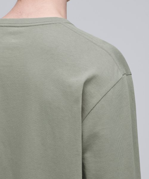 MUSINSA STANDARD（ムシンサスタンダード）の「ベーシック長袖Tシャツ [ピスタチオ]（Tシャツ/カットソー・メンズ・その他・SMALL/MEDIUM/LARGE/X-LARGE/XX-LARGE/XXX-LARGE）」の6枚目の写真